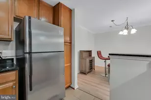 1516 North Point Dr, Reston, VA 20194 - Photo 10