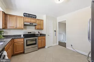 8118 Viola St, Springfield, VA 22152 - Photo 6