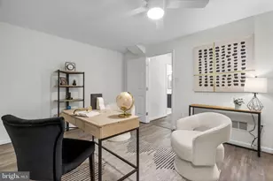 12017 Sugarland Valley Dr, Herndon, VA 20170 - Photo 42