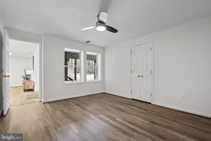 12017 Sugarland Valley Dr, Herndon, VA 20170 - Photo 46