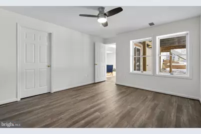 12017 Sugarland Valley Drive, Herndon, VA 20170 - Photo 46