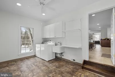 12017 Sugarland Valley Drive, Herndon, VA 20170 - Photo 22