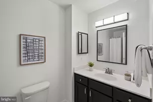 12017 Sugarland Valley Dr, Herndon, VA 20170 - Photo 48