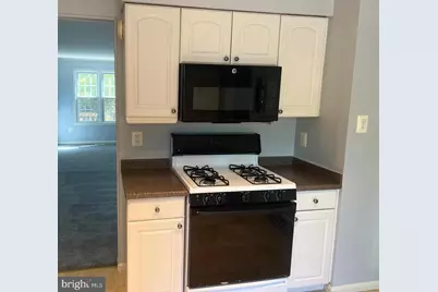 6830 Wild Rose Court, Springfield, VA 22152 - Photo 4