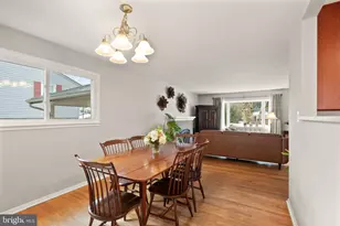 8108 Carrick Ln, Springfield, VA 22151 - Photo 12