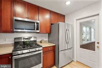 8108 Carrick Lane, Springfield, VA 22151 - Photo 16