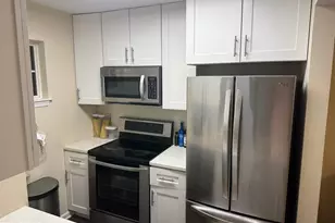 4126 Timber Log Way, Fairfax, VA 22030 - Photo 4