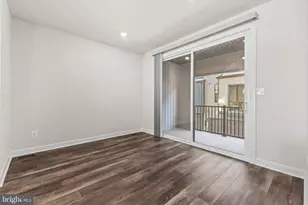 13039 Hattontown Square, Herndon, VA 20171 - Photo 24