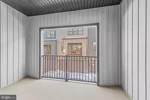 13039 Hattontown Square, Herndon, VA 20171 - Photo 28