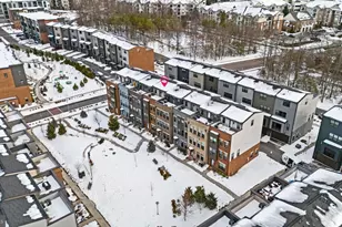 13039 Hattontown Square, Herndon, VA 20171 - Photo 62