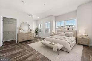 13039 Hattontown Square, Herndon, VA 20171 - Photo 32