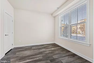 13039 Hattontown Square, Herndon, VA 20171 - Photo 6