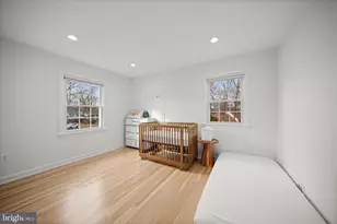 515 Woodland Ct NW, Vienna, VA 22180 - Photo 14