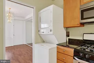 3701 S George Mason Dr, Falls Church, VA 22041 - Photo 10