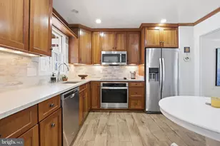 2007 Cool Spring Dr, Alexandria, VA 22308 - Photo 8