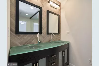 13715 Eastcliff Circle, Centreville, VA 20120 - Photo 16