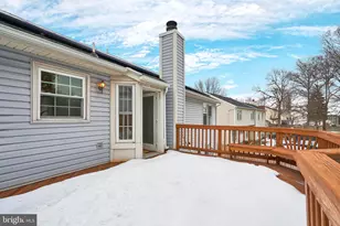 13715 Eastcliff Cir, Centreville, VA 20120 - Photo 30