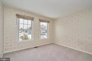 13715 Eastcliff Cir, Centreville, VA 20120 - Photo 18