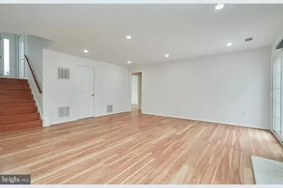 13715 Eastcliff Circle, Centreville, VA 20120 - Photo 22