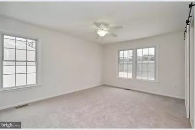 13715 Eastcliff Circle, Centreville, VA 20120 - Photo 12