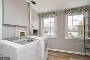 13715 Eastcliff Cir, Centreville, VA 20120 - Photo 28