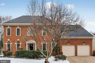 518 Brentwood Ct, Vienna, VA 22180 - Photo 2