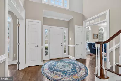 518 Brentwood Court, Vienna, VA 22180 - Photo 4