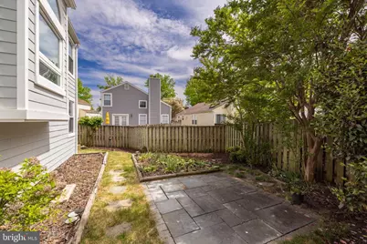 6015 Good Lion Court, Alexandria, VA 22315 - Photo 34