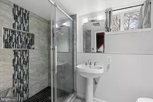 7912 Bainbridge Rd, Alexandria, VA 22308 - Photo 26