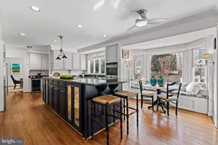 8812 Surrey Ct, Alexandria, VA 22309 - Photo 14