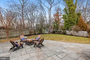 8812 Surrey Ct, Alexandria, VA 22309 - Photo 38