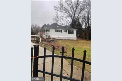 10306 Galpin Court, Great Falls, VA 22066 - Photo 4