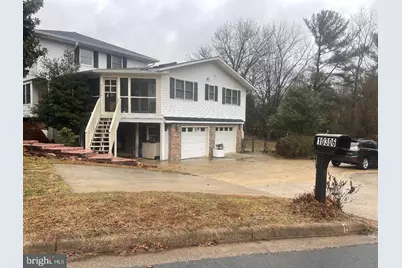 10306 Galpin Court, Great Falls, VA 22066 - Photo 2