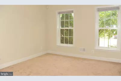 2492 Terra Cotta Circle, Herndon, VA 20171 - Photo 4