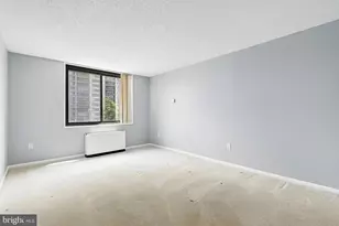3701 S George Mason Dr, Falls Church, VA 22041 - Photo 24