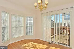 6414 Lureta Ann Ln, Springfield, VA 22150 - Photo 6