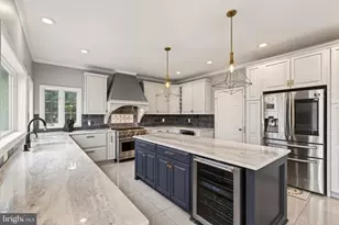 8020 Pohick Rd, Springfield, VA 22153 - Photo 16