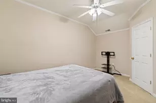 8020 Pohick Rd, Springfield, VA 22153 - Photo 26
