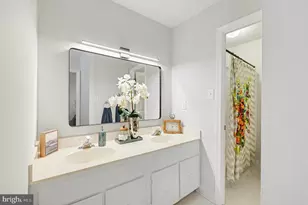 11040 Saffold Way, Reston, VA 20190 - Photo 16