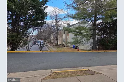 6330 James Harris Way, Centreville, VA 20121 - Photo 4