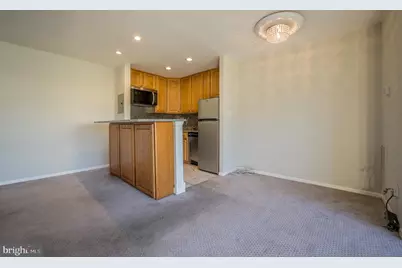 6141 Leesburg Pike #605, Falls Church, VA 22041 - Photo 12