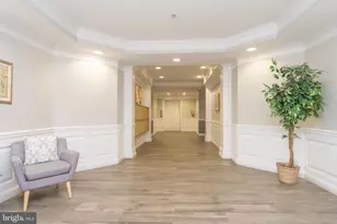 8183 Carnegie Hall Ct, Vienna, VA 22180 - Photo 2