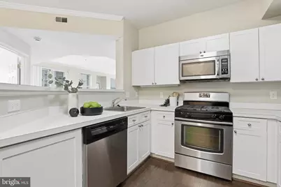 1641 International Drive #114, McLean, VA 22102 - Photo 6