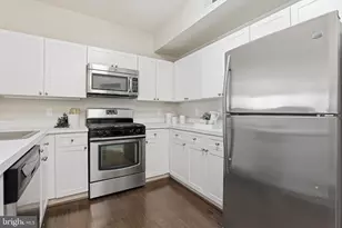 1641 International Dr, McLean, VA 22102 - Photo 6