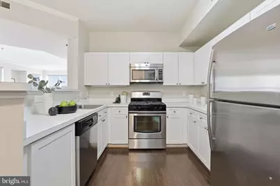 1641 International Drive #114, McLean, VA 22102 - Photo 8