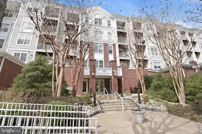 1641 International Drive #114, McLean, VA 22102 - Photo 2