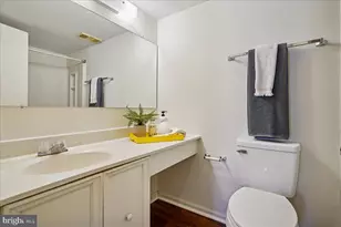 5902 Cove Landing Rd, Burke, VA 22015 - Photo 22