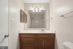 6112 Hoskins Hollow Cir, Centreville, VA 20121 - Photo 28