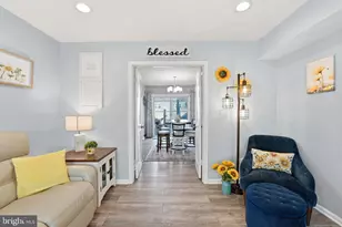 8142 Carrleigh Pkwy, Springfield, VA 22152 - Photo 8