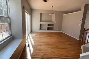 14223 Brenham Dr, Centreville, VA 20121 - Photo 6